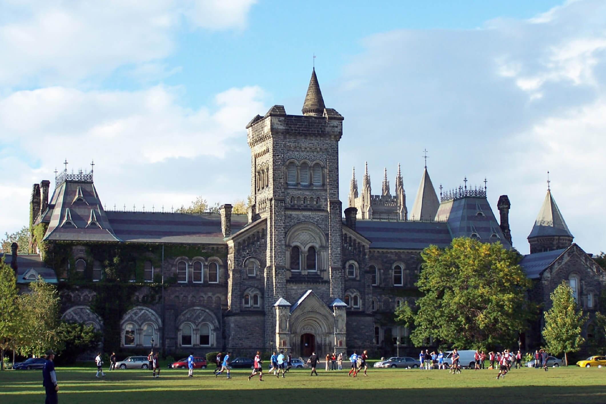 Conheça mais as 3 melhores universidades do Canadá - Daqui pra Fora